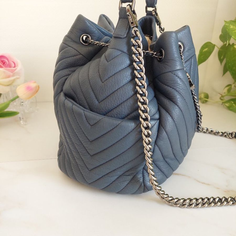 Chanel 香奈兒🌈實品拍照🌈水桶包藍色 鹿皮 三用包 (手提、側背、斜背)~二手-27