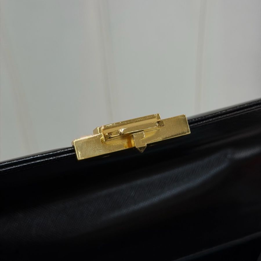 Versace Kelly 手提包 X079-51