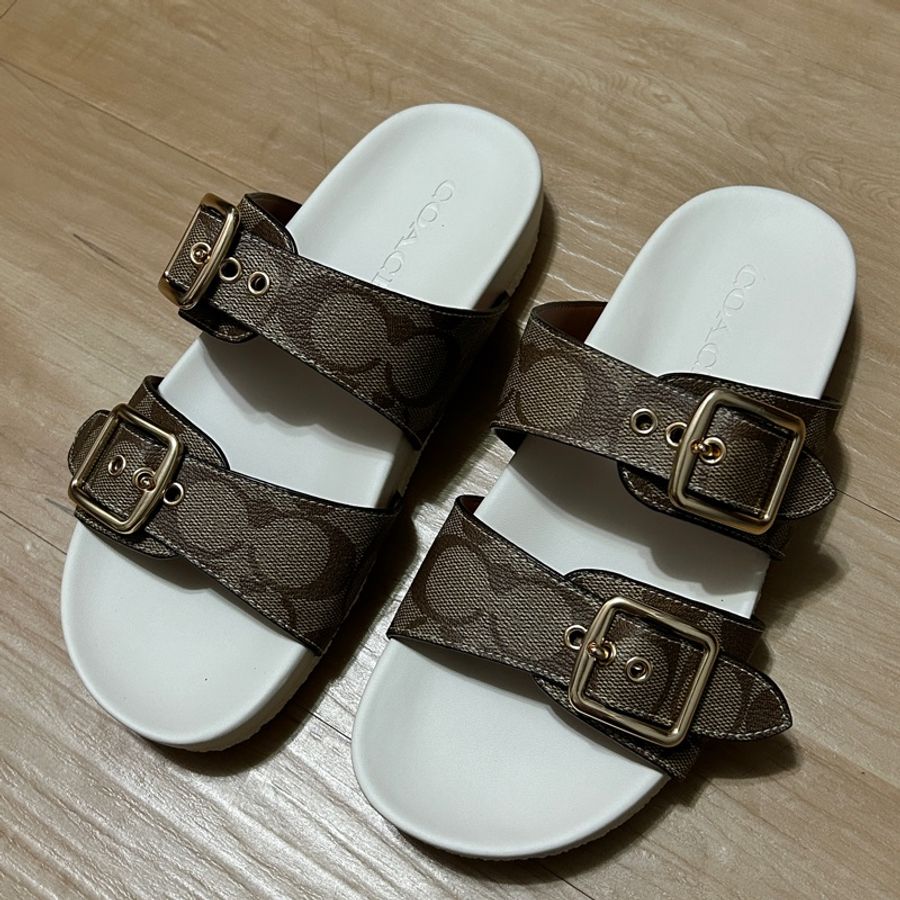 coach老花皮革軟底拖鞋-0