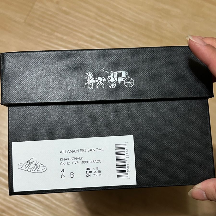 coach老花皮革軟底拖鞋-6