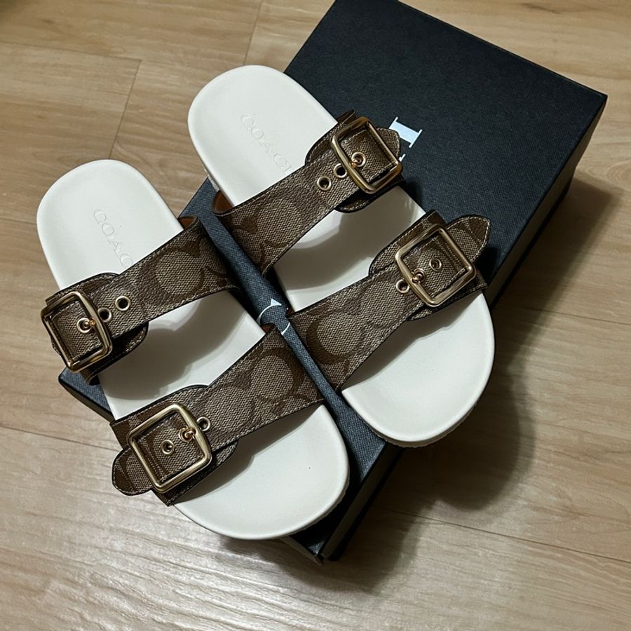 coach老花皮革軟底拖鞋-7