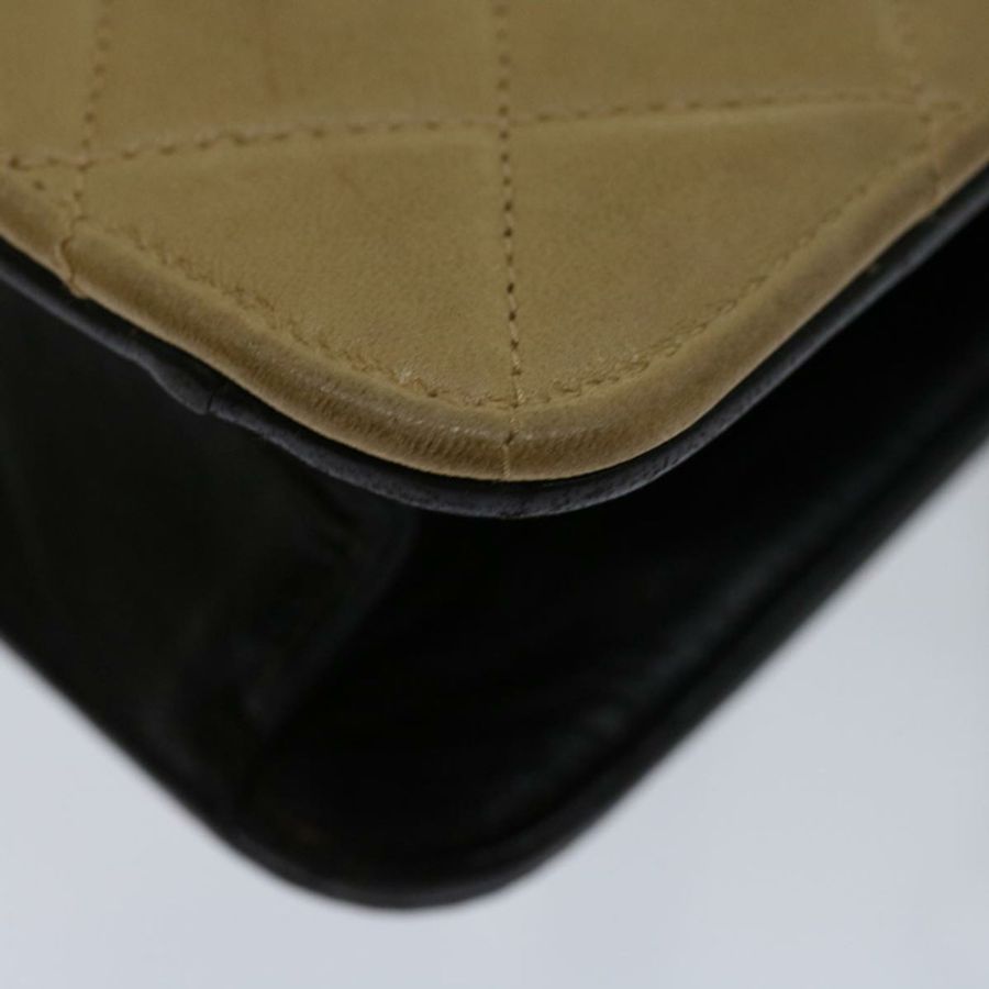【日本直送】香奈兒 Matelasse 手提包 皮革 米色 CC 正品 68905A-13