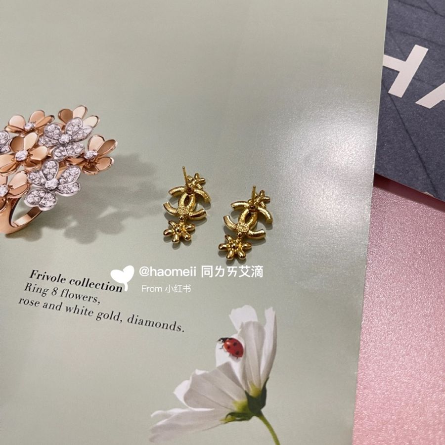 Chanel手工坊系列白鹿同款 雙C 金色水鑽 小花耳針式耳環 香奈兒-2