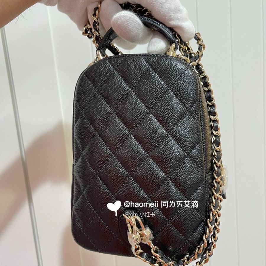 Chanel 24A 淡金扣爆款絕美天菜 牛皮小書包🎒-9