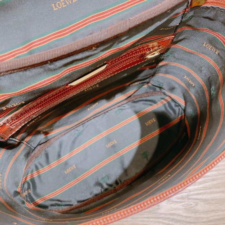 LOEWE 內爾威復古牛皮手拿包VINTAGE HANDLE BAG CALF SKIN-12