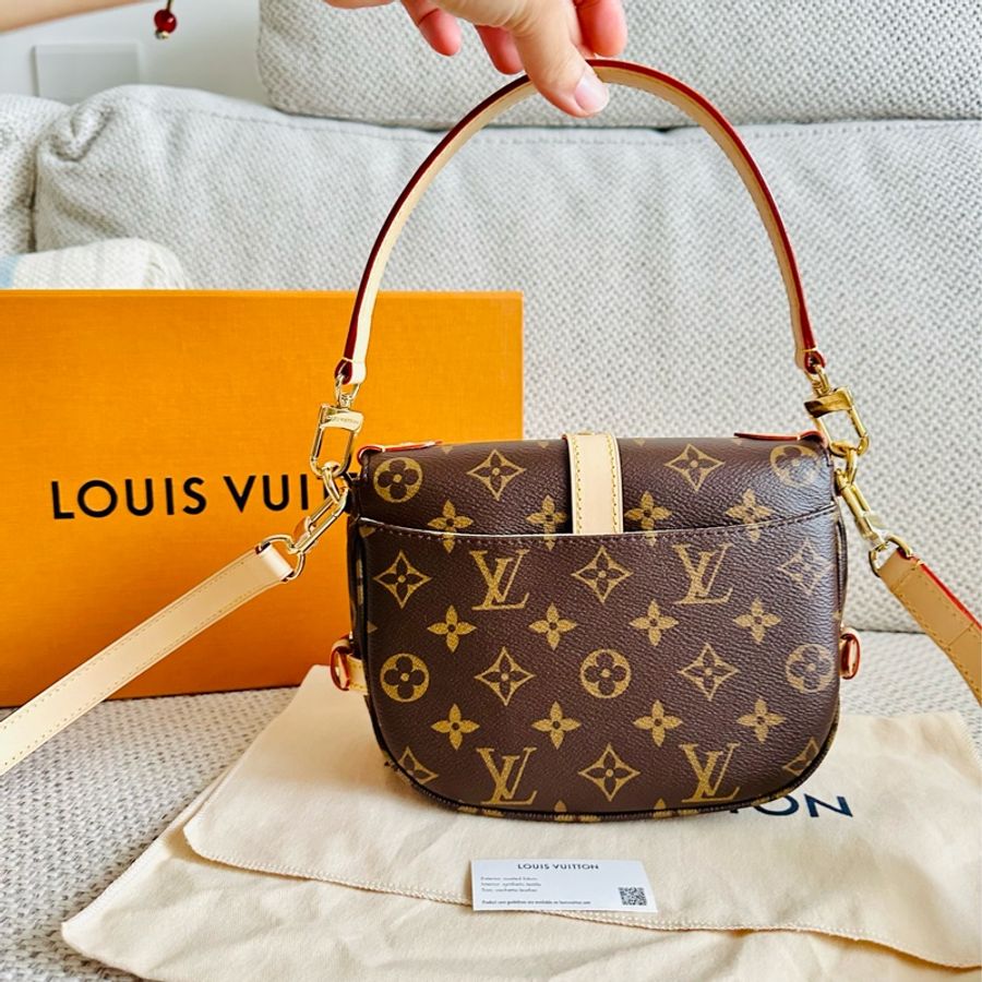 ~~LV Saumur BB雙子星包 熱門新爆款 肩背/斜背/手提 三用包~~-10