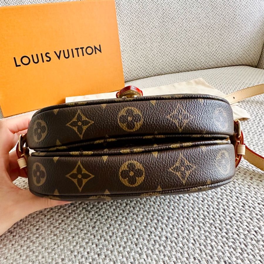 ~~LV Saumur BB雙子星包 熱門新爆款 肩背/斜背/手提 三用包~~-12