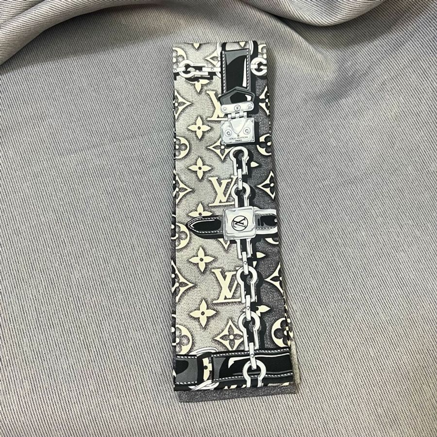 LV經典鎖匙、金鎖、首飾黑白灰Twilly-10
