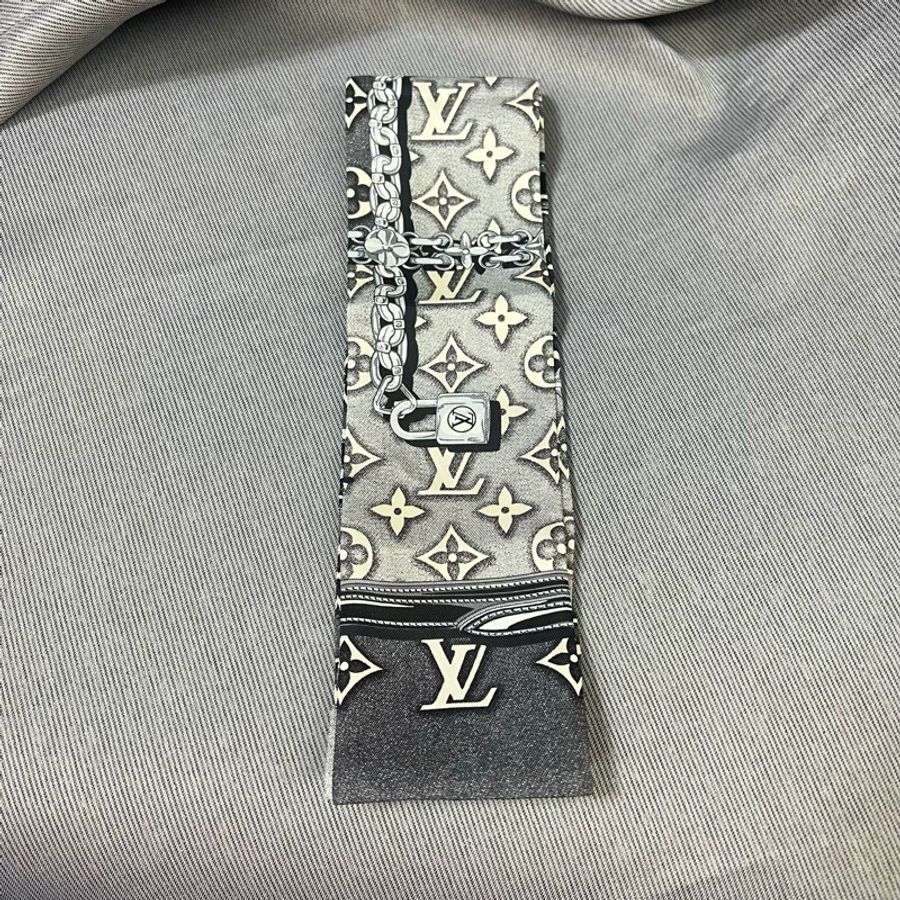 LV經典鎖匙、金鎖、首飾黑白灰Twilly-11