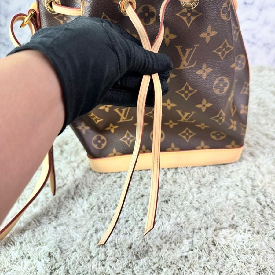 LV 經典 Monogram NOE BB 束口肩背水桶包 斜背包 ⭕️晶片款⭕️近新閒置品⭕️-22