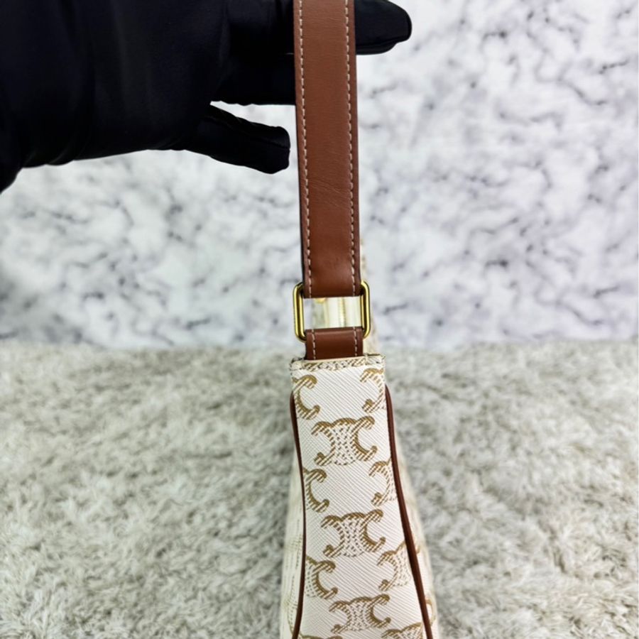Celine Ava 復古老花腋下包 月亮包 白色-22