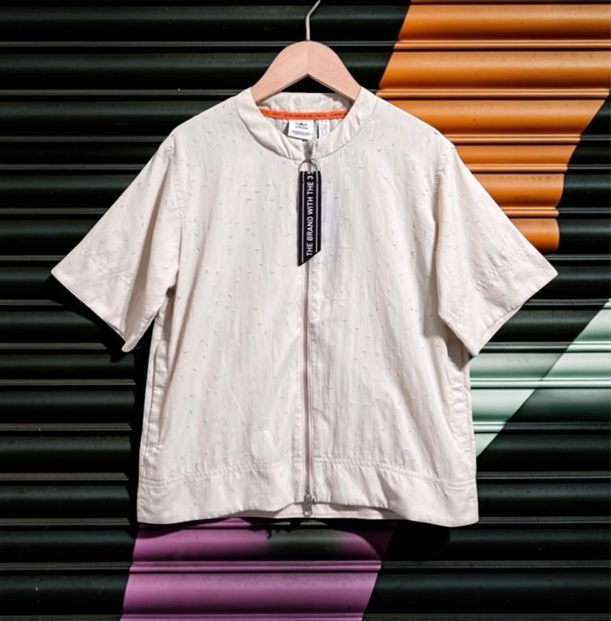 Adidas 米色刀割短袖外套 XS 透氣休閒工裝外套-0