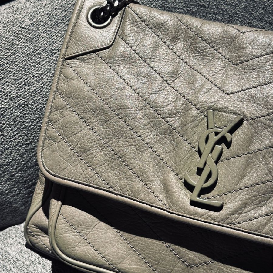 Ysl Niki 大象灰中號🩶 新款D扣❤️🔥稀有釋出❤️🔥全網唯一-3