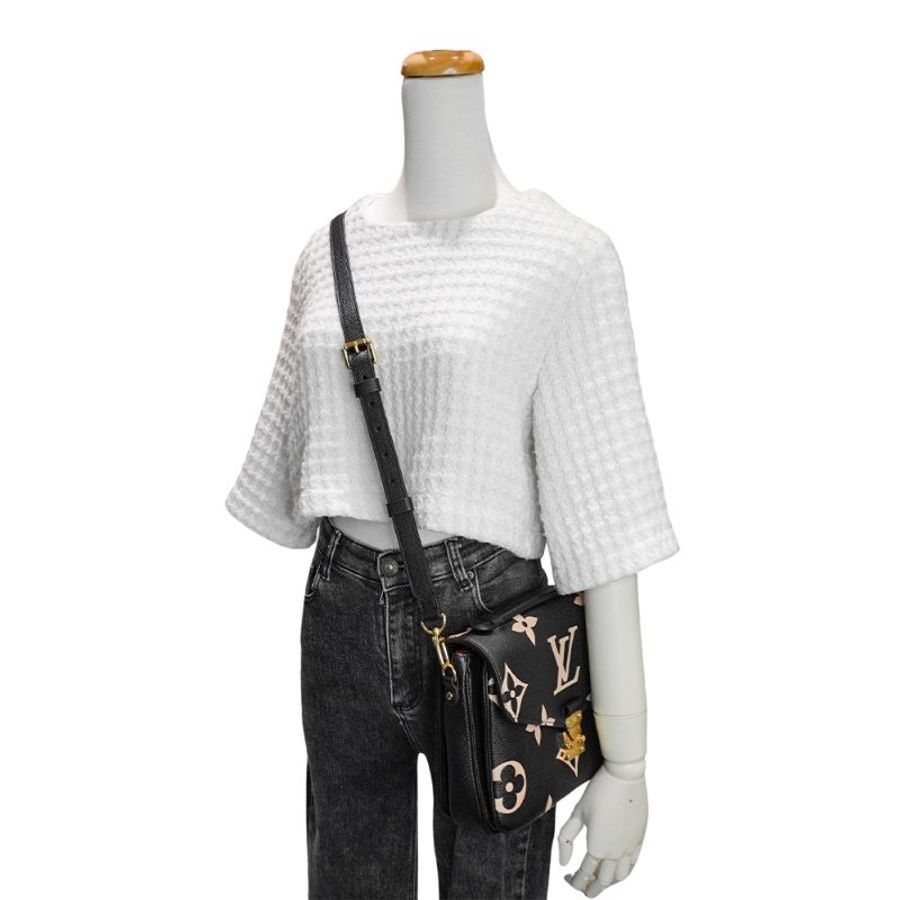 Louis Vuitton Pochette Métis 壓花粒面牛皮雙色郵差包(M45773-黑)-7