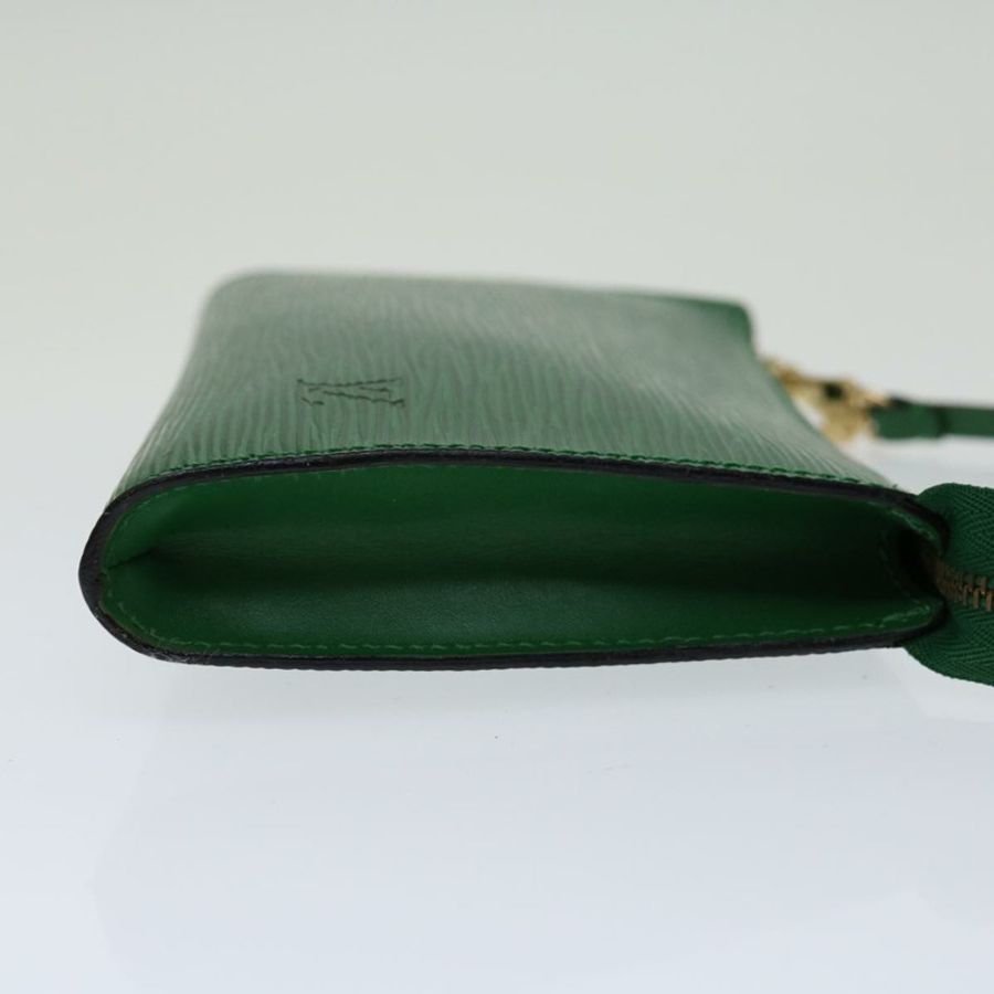 【日本直送】路易威登 Epi Pochette 配件袋綠色 M52984 LV 正品 69826-3