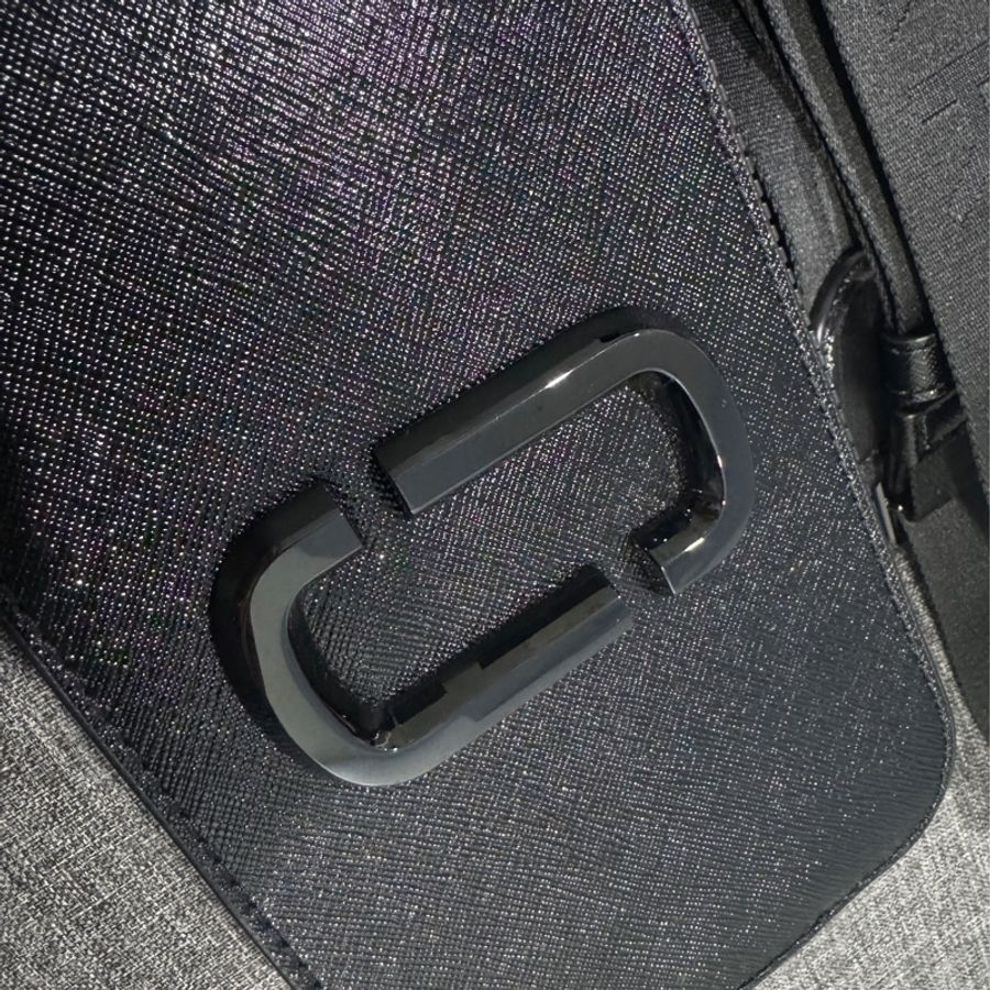 MARC JACOBS 防刮雙層斜背/相機包(黑色)-14