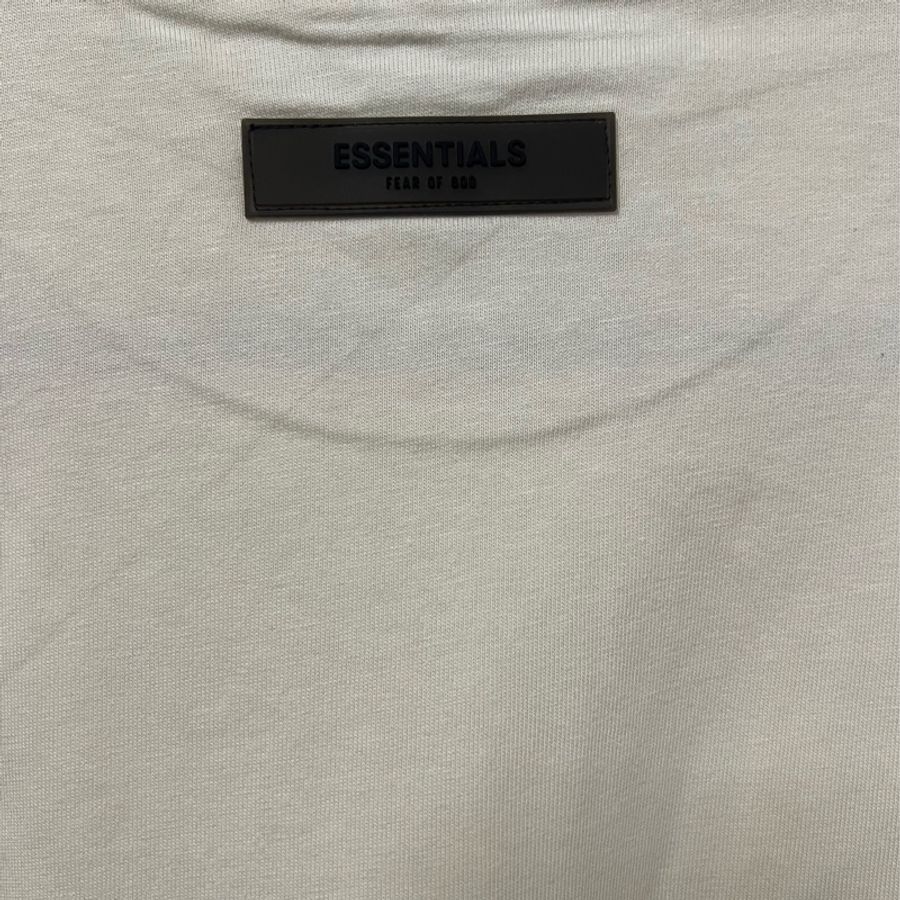ESSENTIALS-7