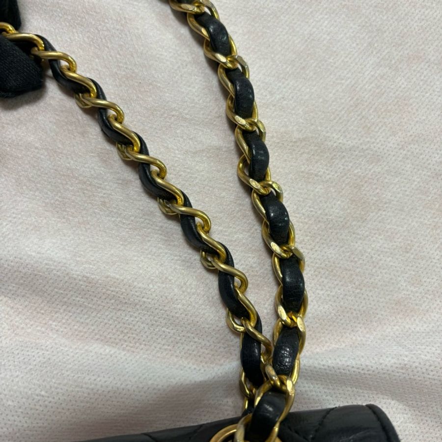 Chanel vintage 羊皮翻蓋包-18