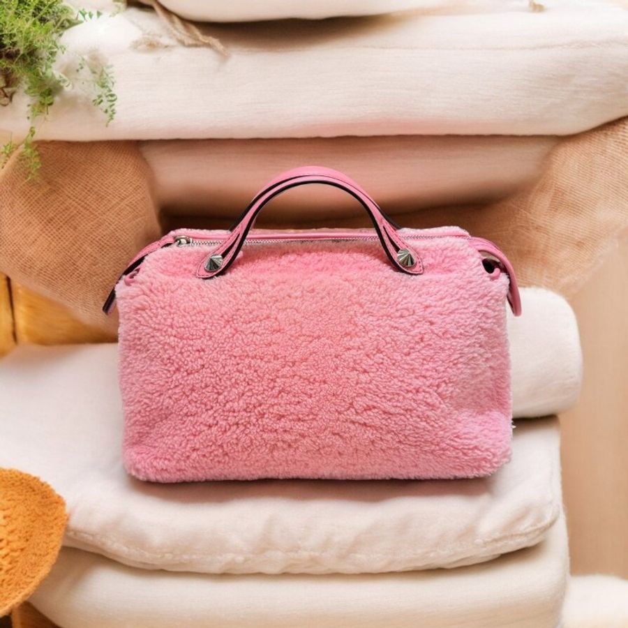 Fendi 粉色羊毛BY THE WAY-1