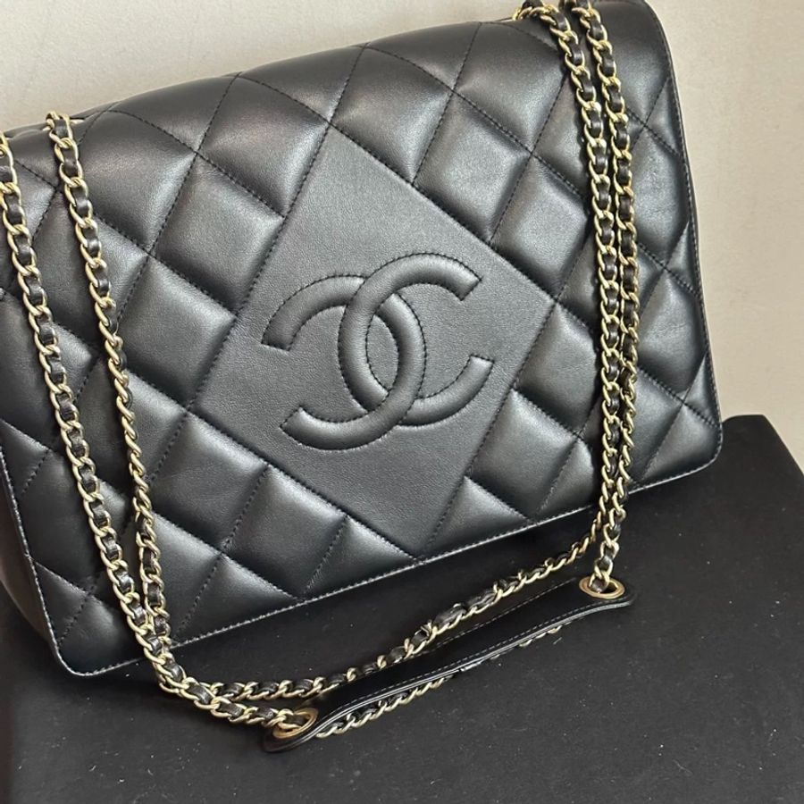 Chanel黑金小羊皮大logo格紋單肩斜挎包-4
