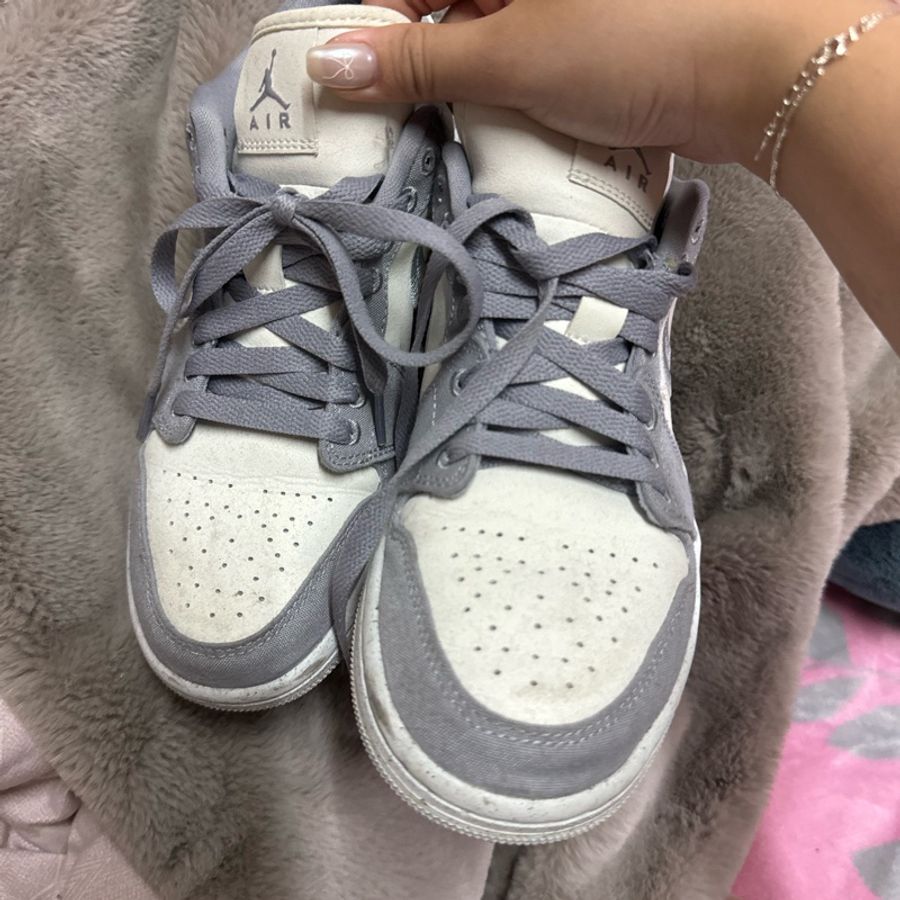 NIKE Air Jordan 1 light steel grey女鞋轉售-5