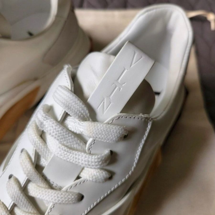 Valentino Bounce Calfskin Sneakers-3