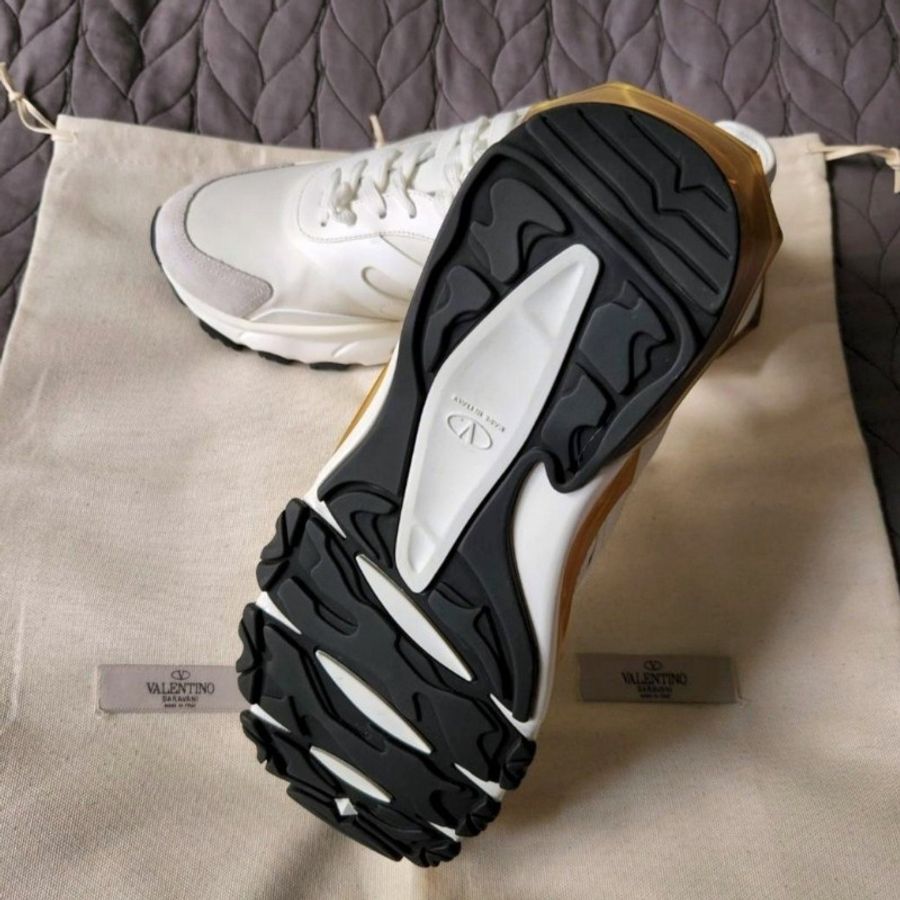 Valentino Bounce Calfskin Sneakers-5