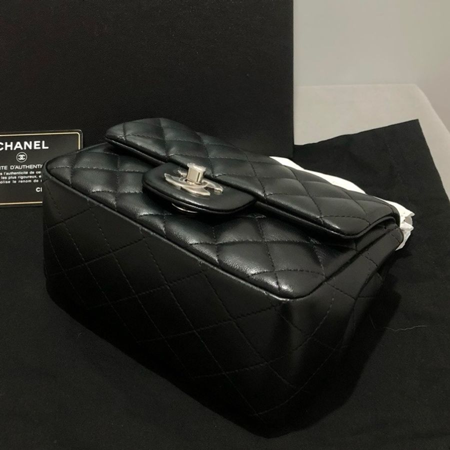 Chanel Lambskin 方胖銀扣-3