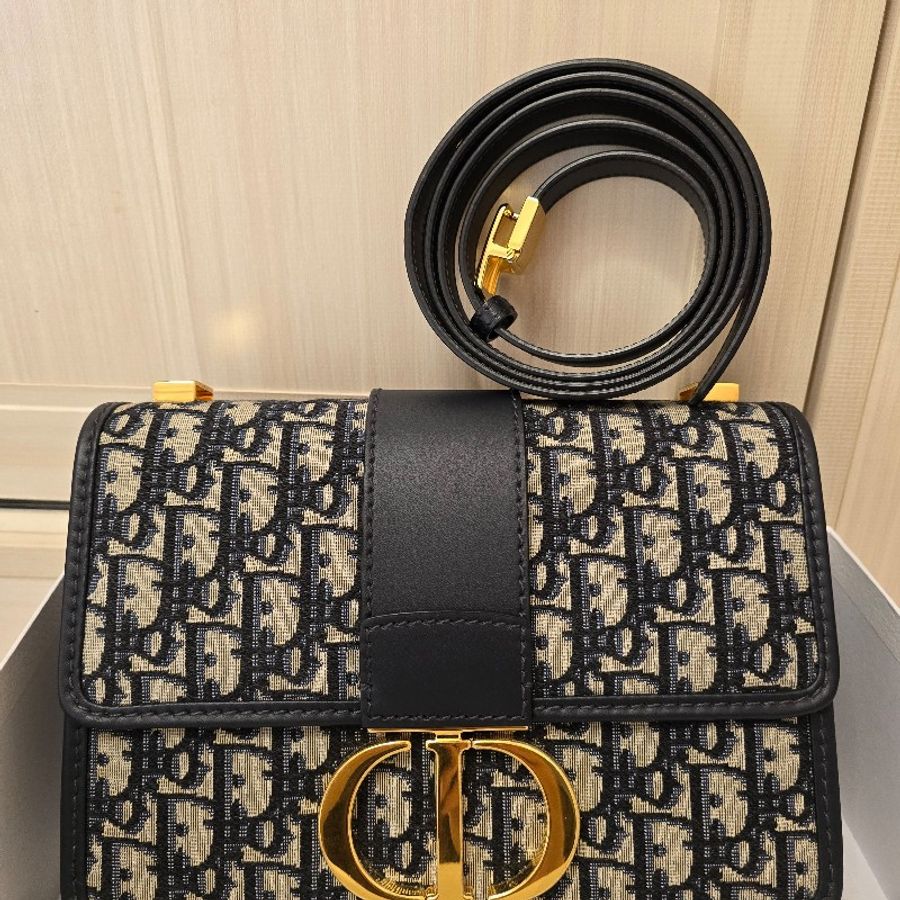 Dior Montaigne 30-5