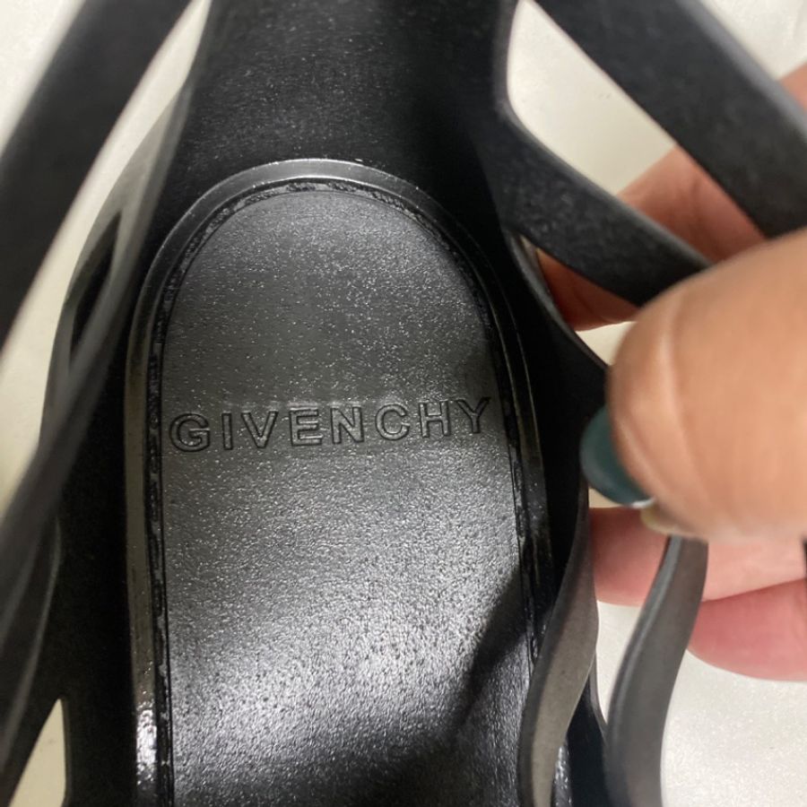 《幾乎全新》Givenchy 涼鞋-6
