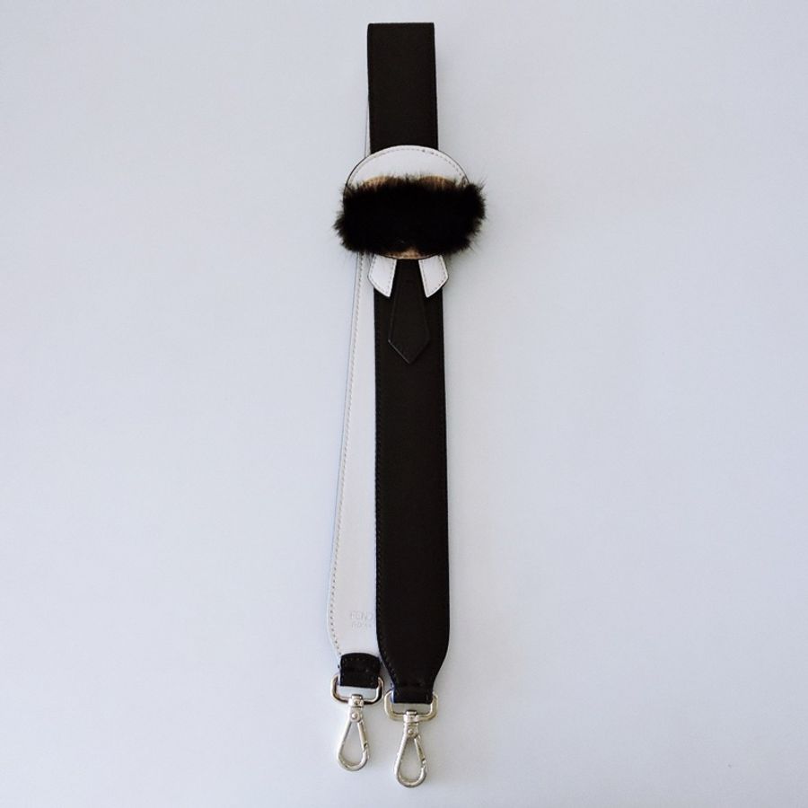 近全新 限量 芬迪 FENDI 卡爾 Karl Lagerfeld 老佛爺公仔黑色白色銀釦雙面全皮背帶-2