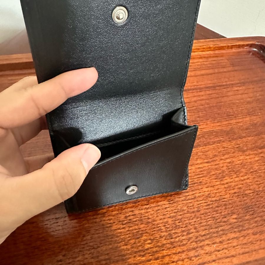 YSL黑色小牛皮短夾-11