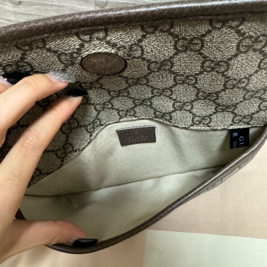 GUCCI虎頭腰包-9
