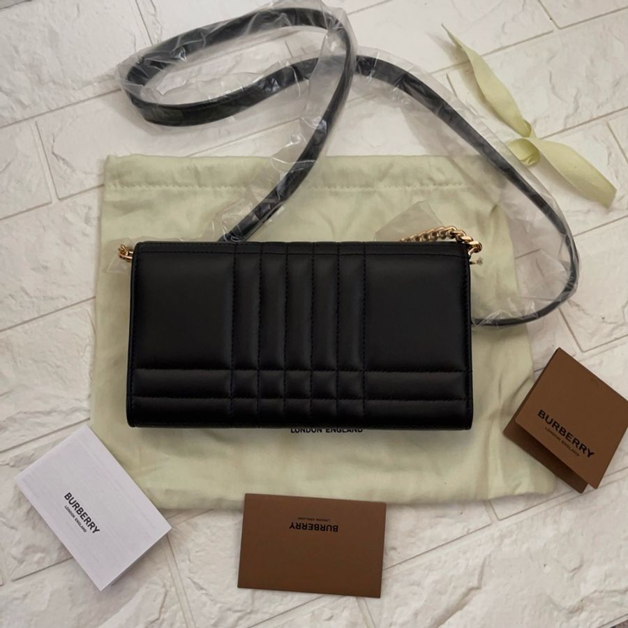 Burberry lola chain wallet/woc 小羊皮鏈條斜背包 黑 金標-4