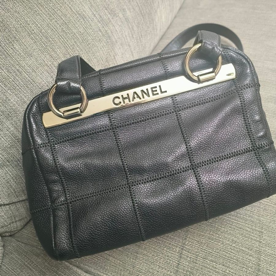 💙天菜💙CHANEL 絕美外縫肩背包(Black) 冰格/手提包/小飯盒-0