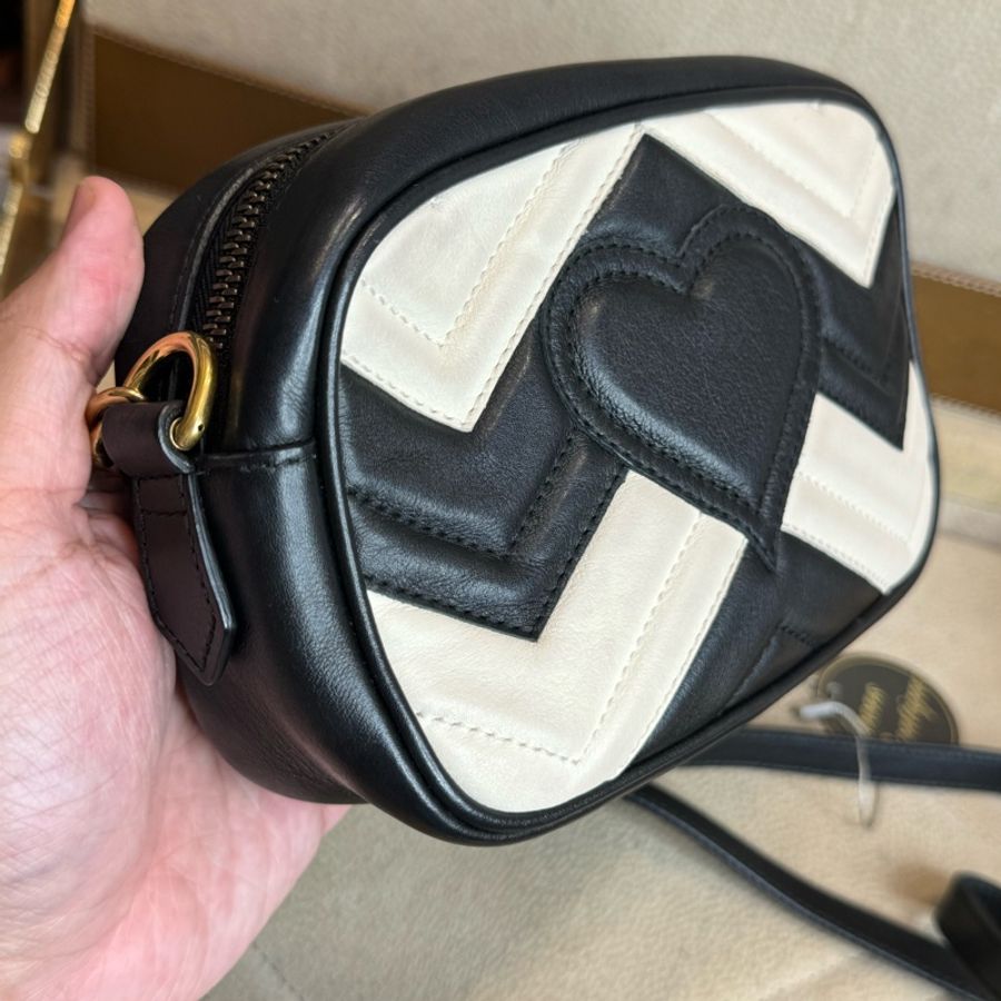 GUCCI Marmont 黑白拼色相機鍊包18cm🖤🤍個性爆表-8