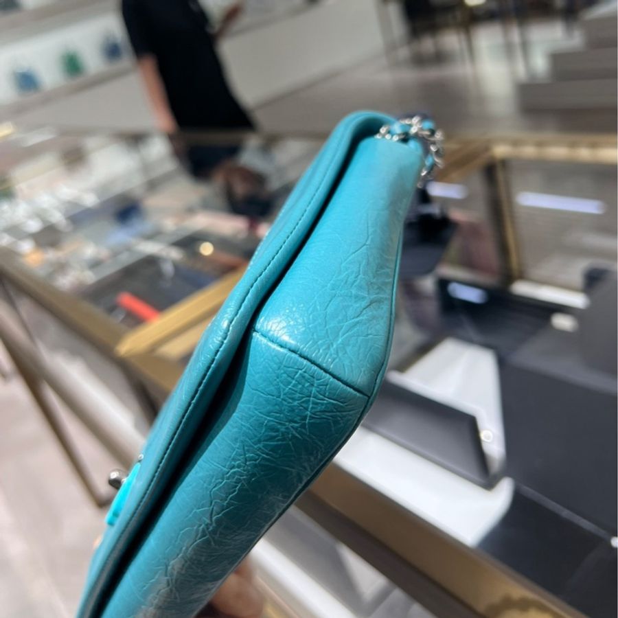 Chanel tiffany blue鏈條包-1