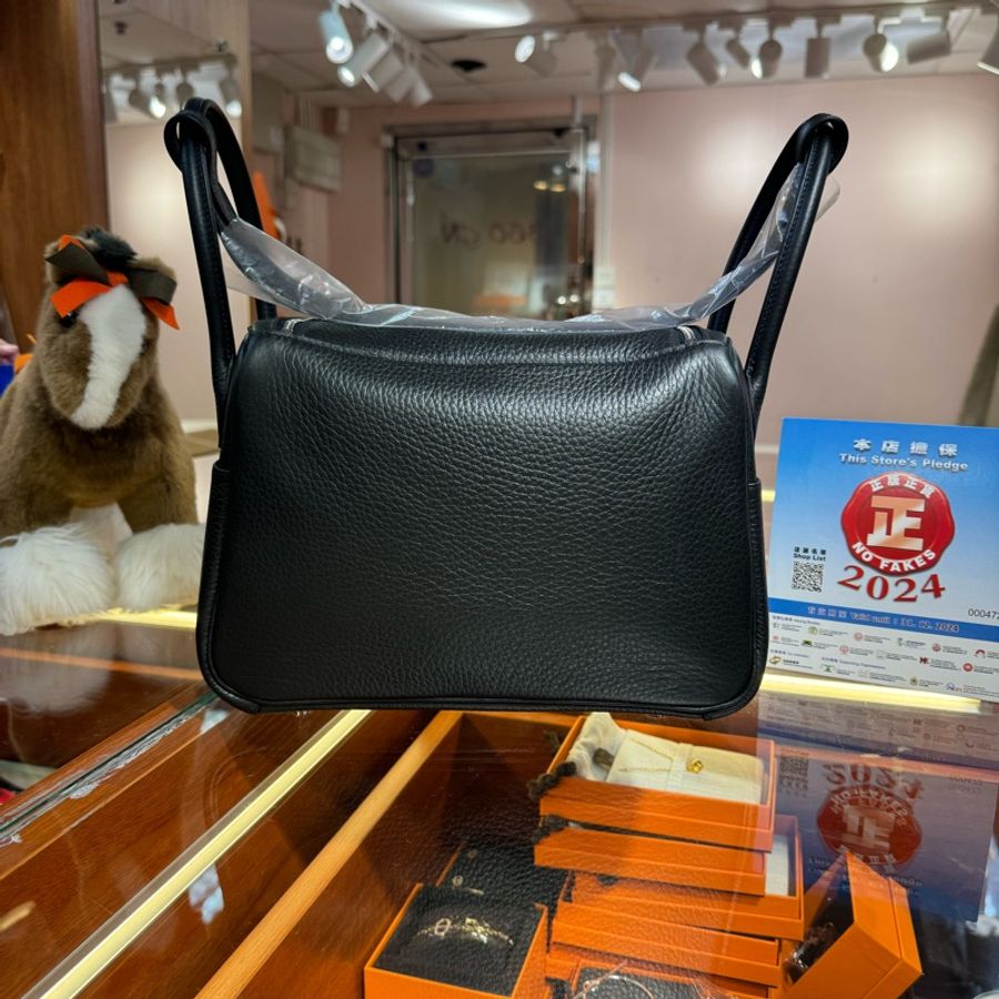 ✨持有正品正貨標籤公司✨Hermes Lindy 26 黑色銀扣-4