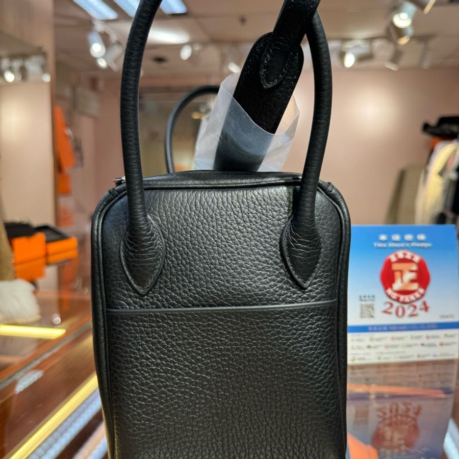 ✨持有正品正貨標籤公司✨Hermes Lindy 26 黑色銀扣-6