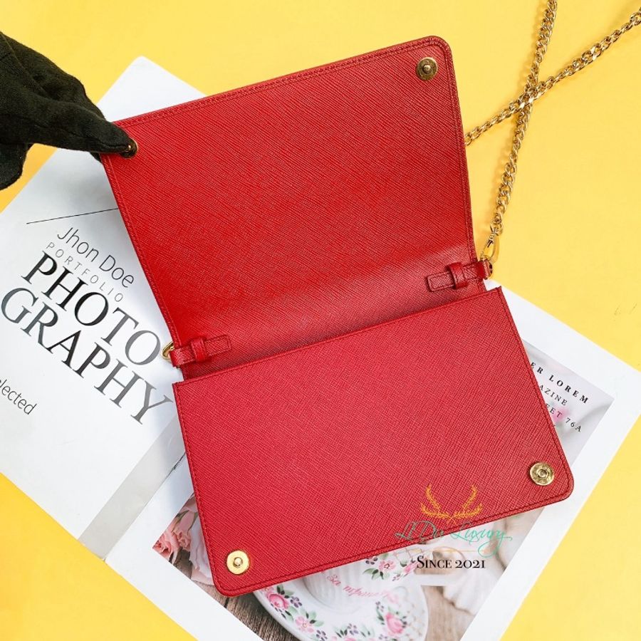 PRADA 1BP012 紅色Saffiano牛皮金鍊磁釦式WOC-4