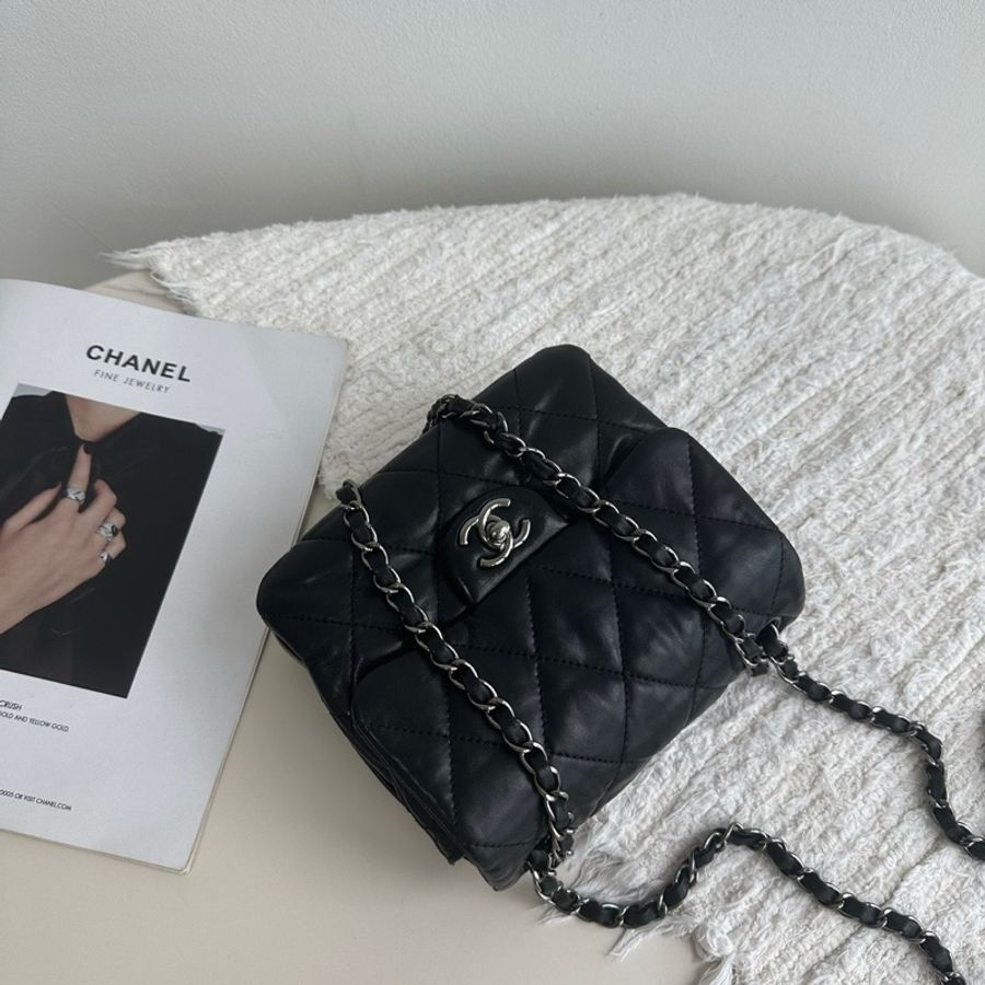 Chanel黑銀羊皮 泡芙方胖-3