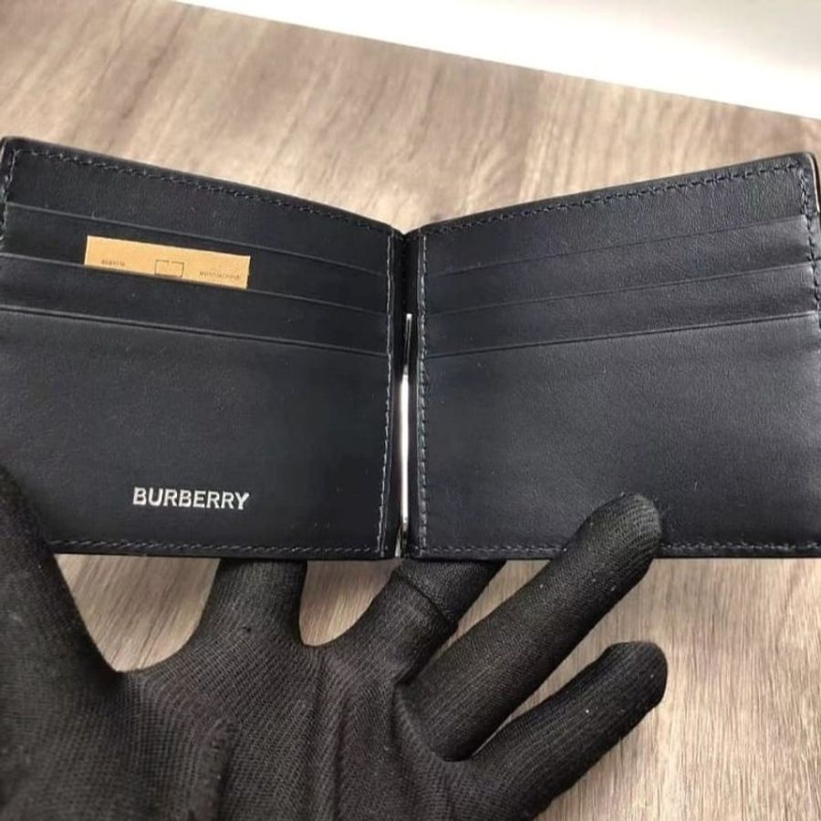 Burberry Checked Clip Bi-Fold Wallet for Men in Archive Beige (8084176-Archive_Beige)-7