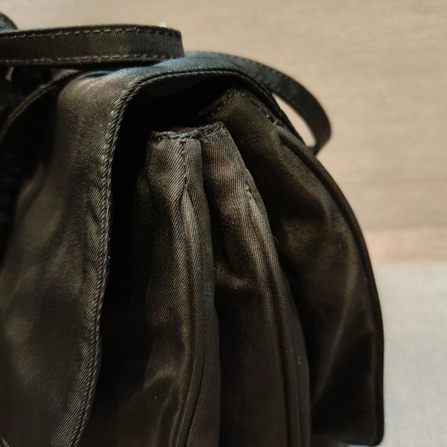 ㊣✨PRADA✨(附防塵袋)普拉達 黑色 掀蓋式 輕量 帆布 郵差包 風琴包 肩背包 斜背包 /二手包/二手精品/保證正品🌳二手樹屋🌳-22