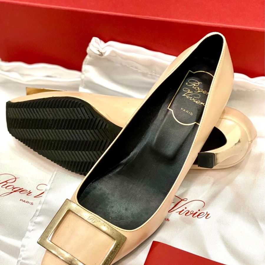 ROGER VIVIER 淡粉紅高跟鞋-14