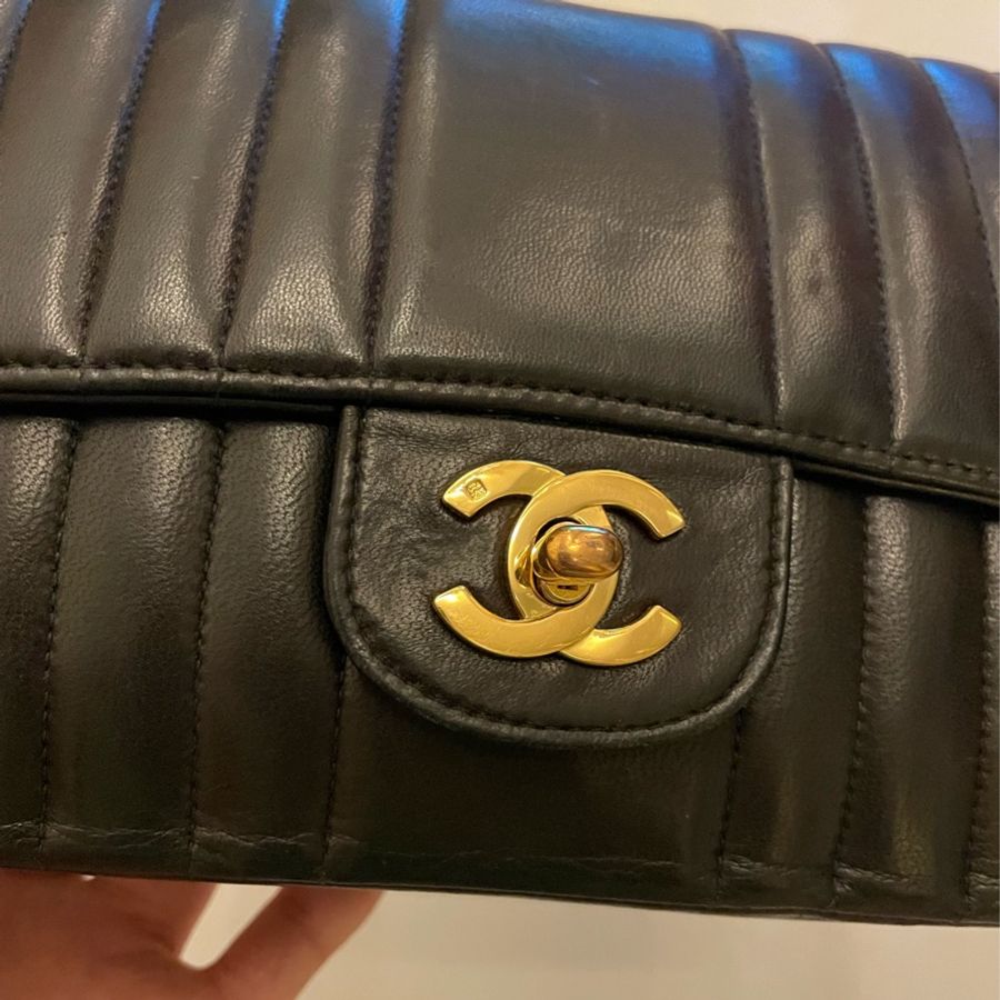 Chanel Vintage 黑色直條紋CF 25公分-6