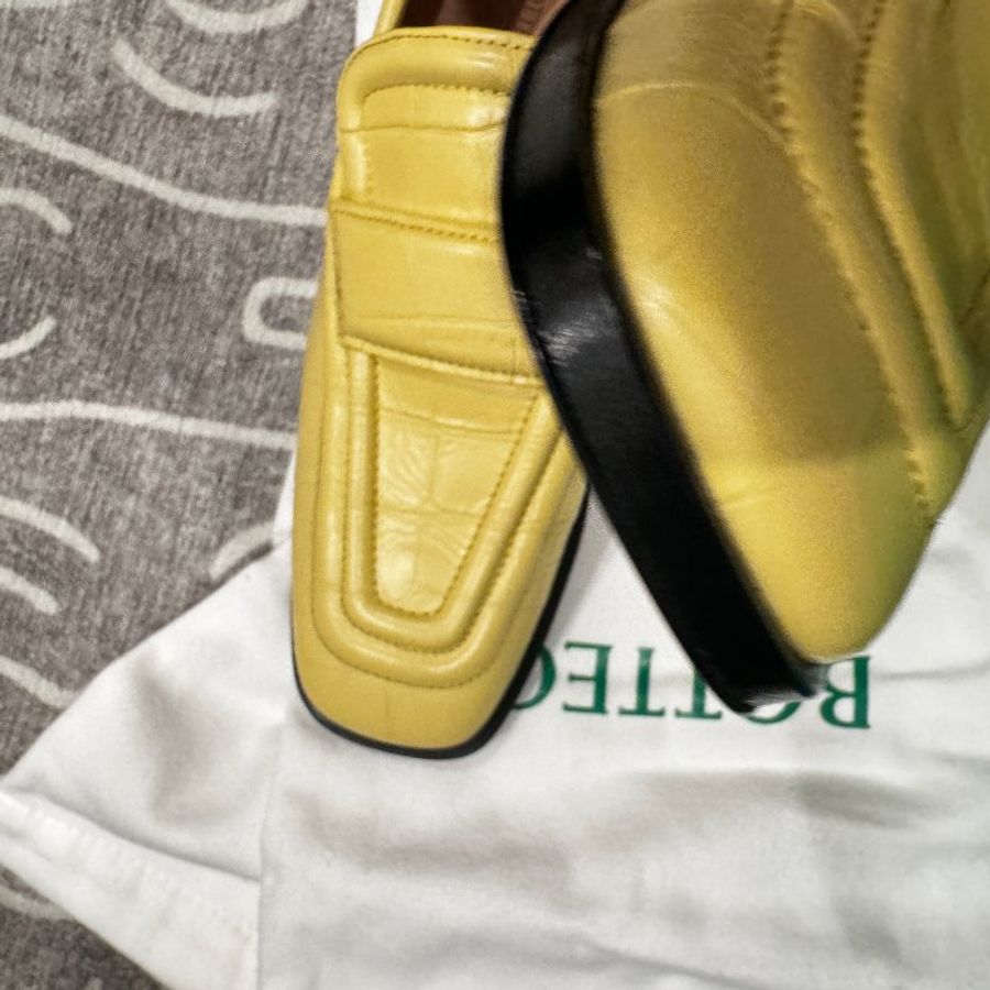 Bottega Veneta BV BOTTEGA VENETA 淺黃色 平交鞋 夏天美  36-4