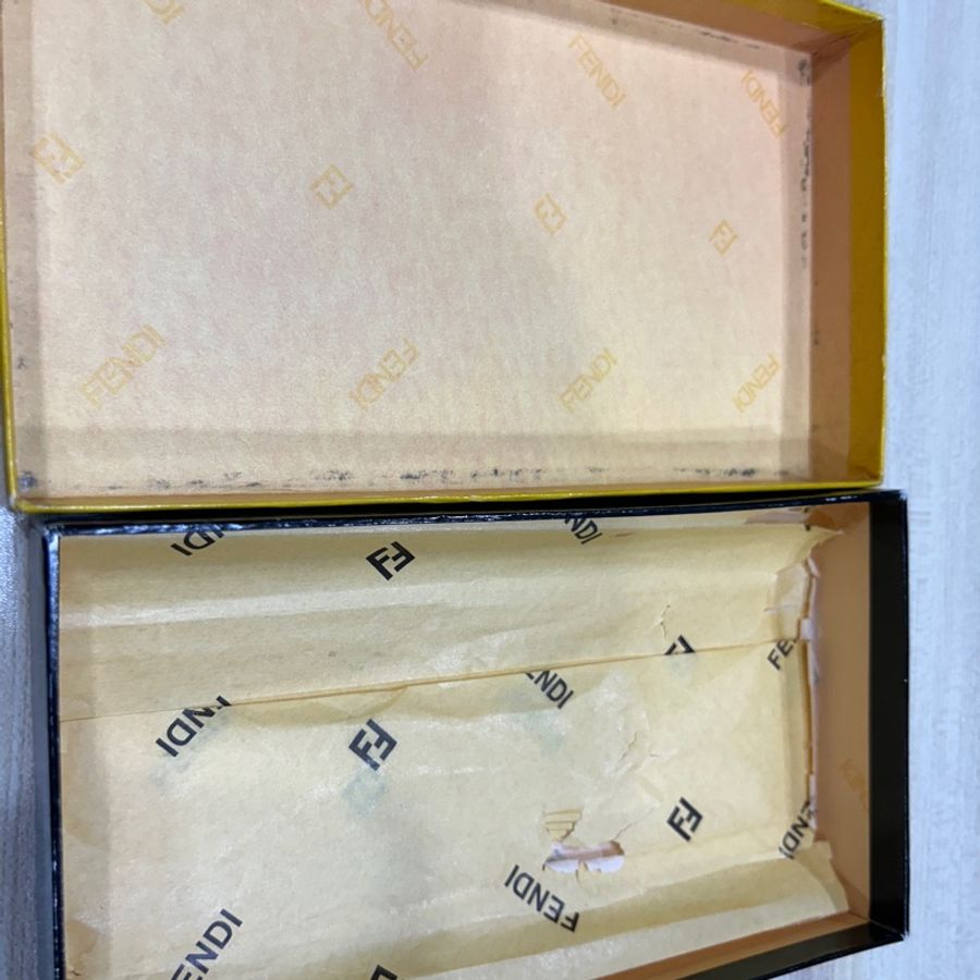 FENDI老花長夾（過年前一件不留 喜歡來談-22
