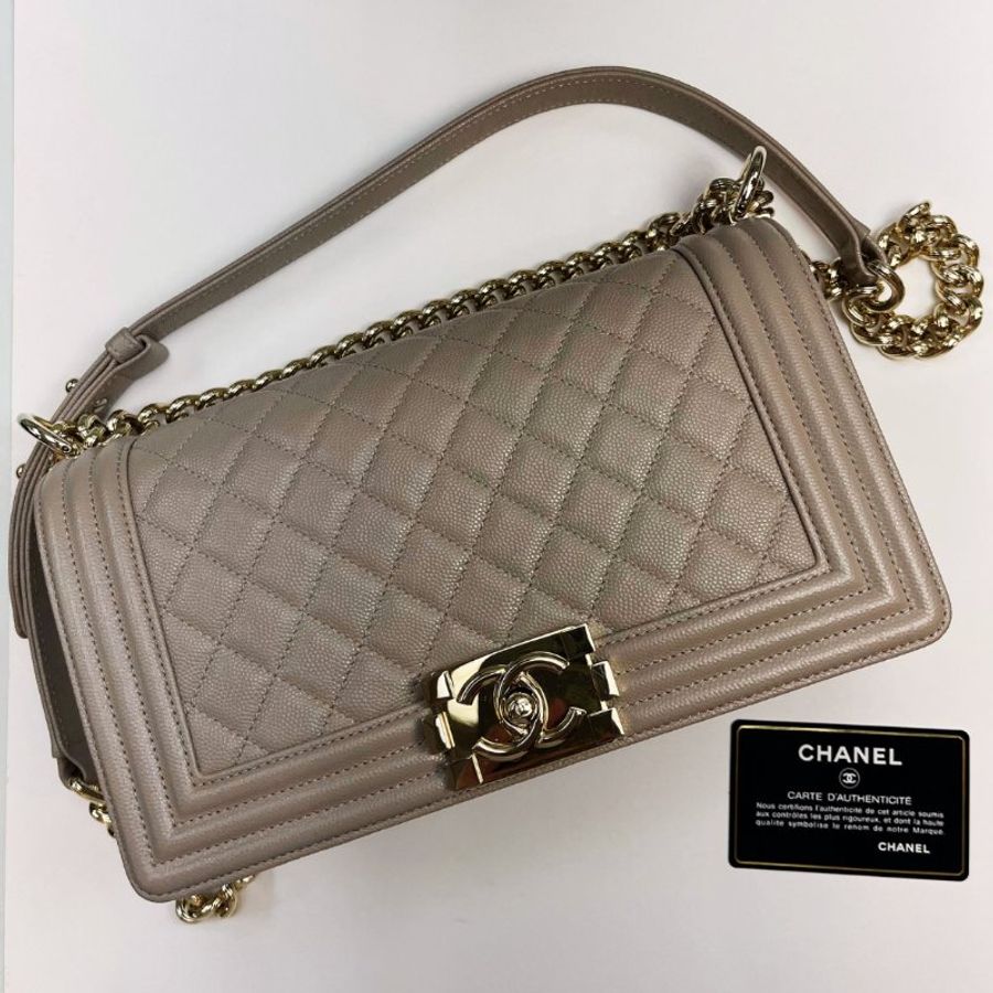 Chanel- Boy Chanel 25cm caviar (駝色金扣)-0