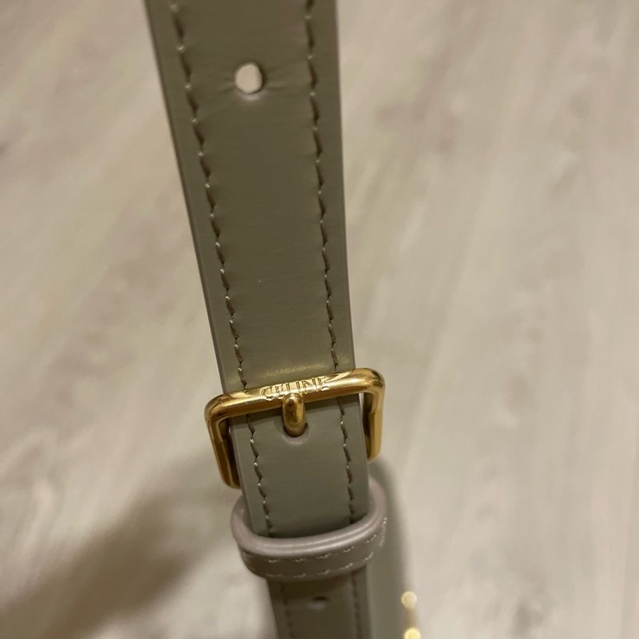 Celine Triomphe亮澤牛皮革手袋 鵝卵石色-12