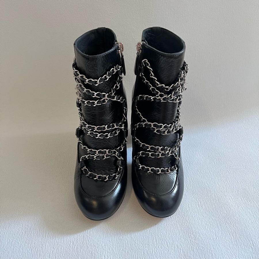全新 清貨再減 CHANEL Black 皮穿錬-5